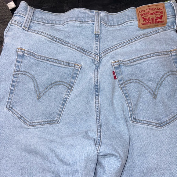 Levi Ribcage Straight - Picture 2 of 6